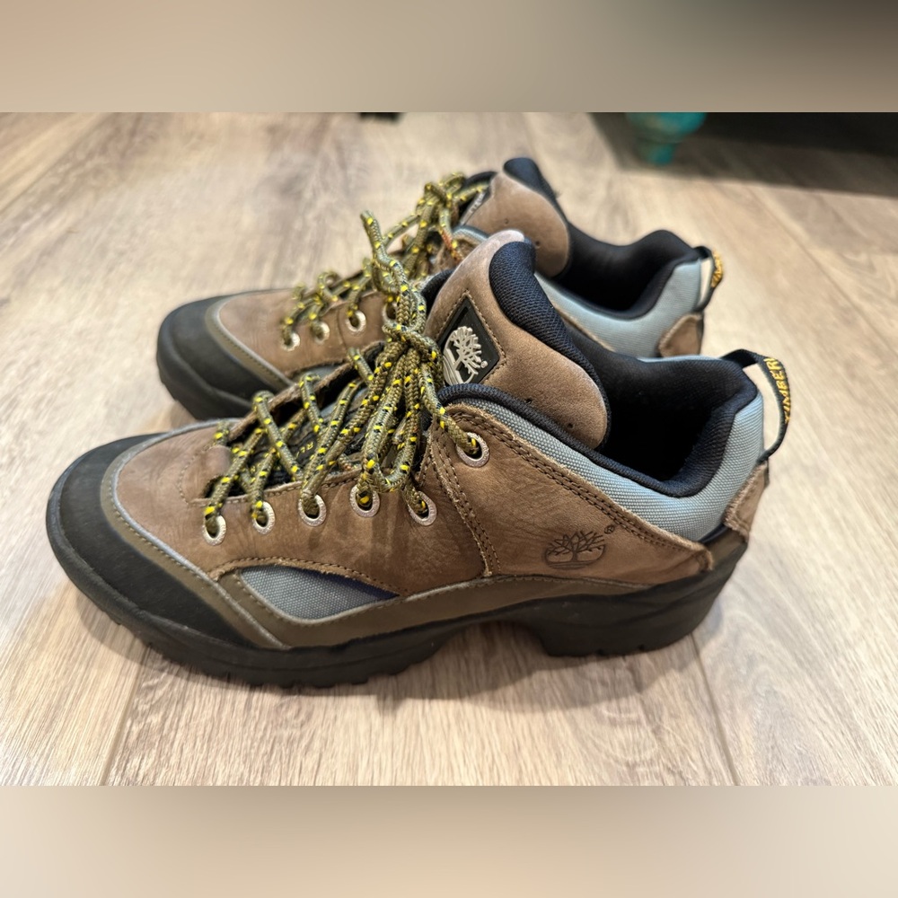 Timberland men’s brown leather hiking boots shoe size 7.5